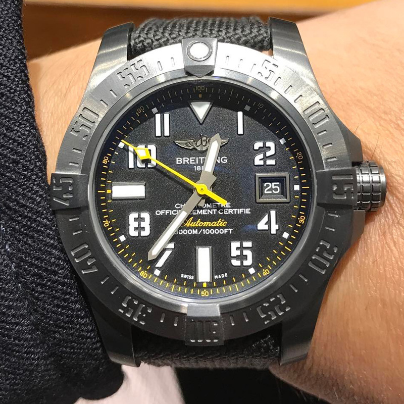 Breitling Avenger II Seawolf black steel Hong Kong Limited edition (2017)