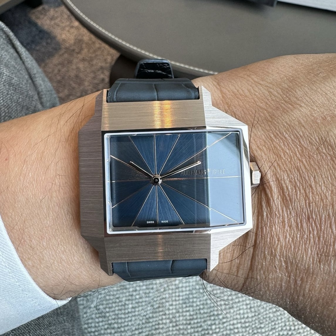 Audemars Piguet [Re]master 02 Selfwinding (2024)