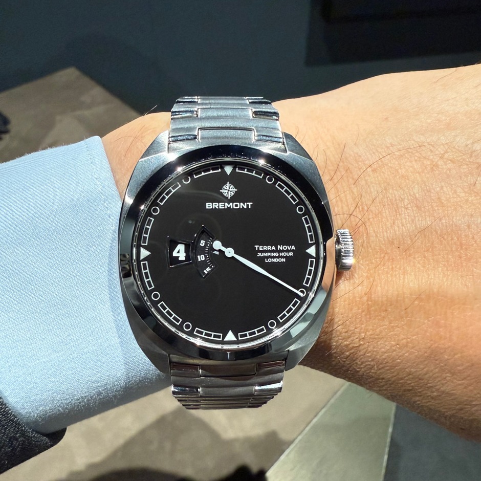 Bremont TERRA NOVA JUMPING HOUR steel (2025)