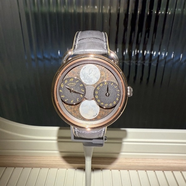 Hermès Arceau L’heure de la lune Erg Chech (2025)