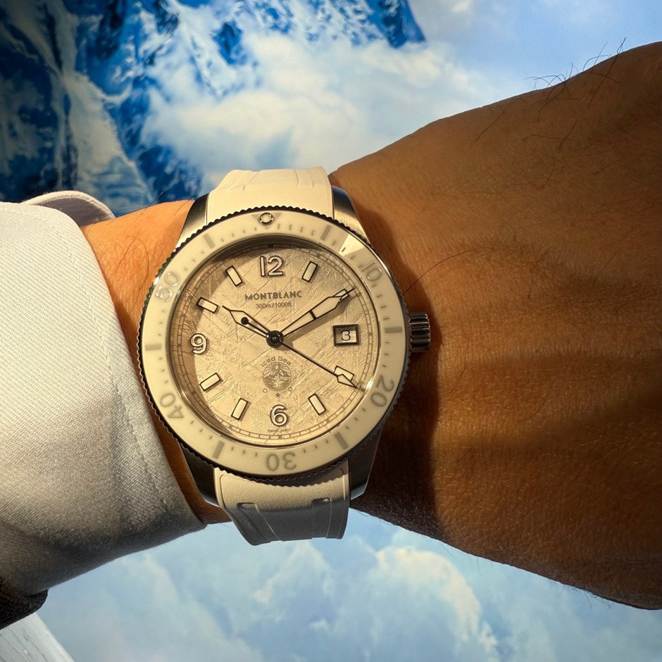 Montblanc ICED SEA AUTOMATIC 0 OXYGEN 38MM in white (2025) 