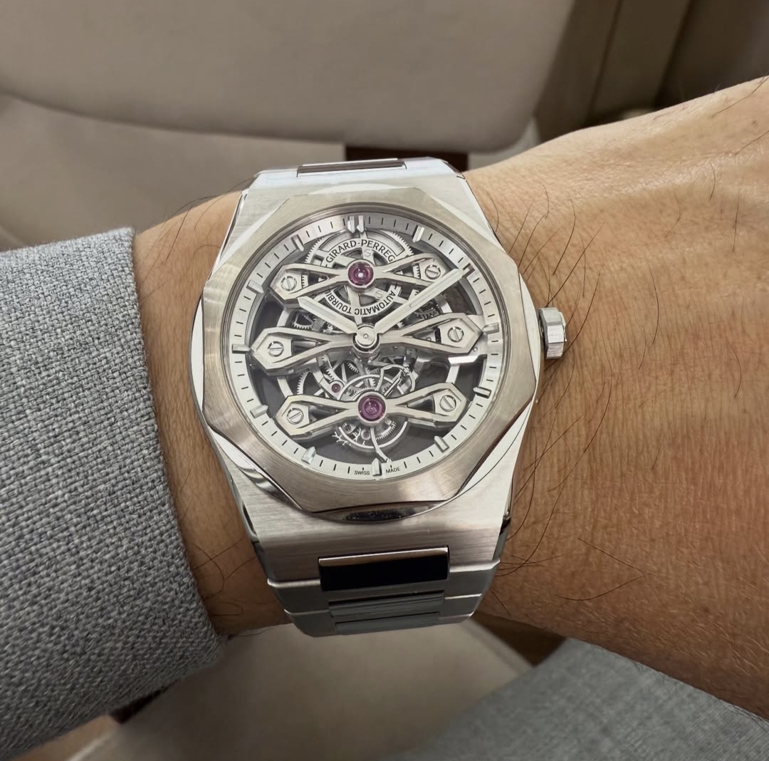 Girard Perregaux Laureato Three Gold Bridges (2025)