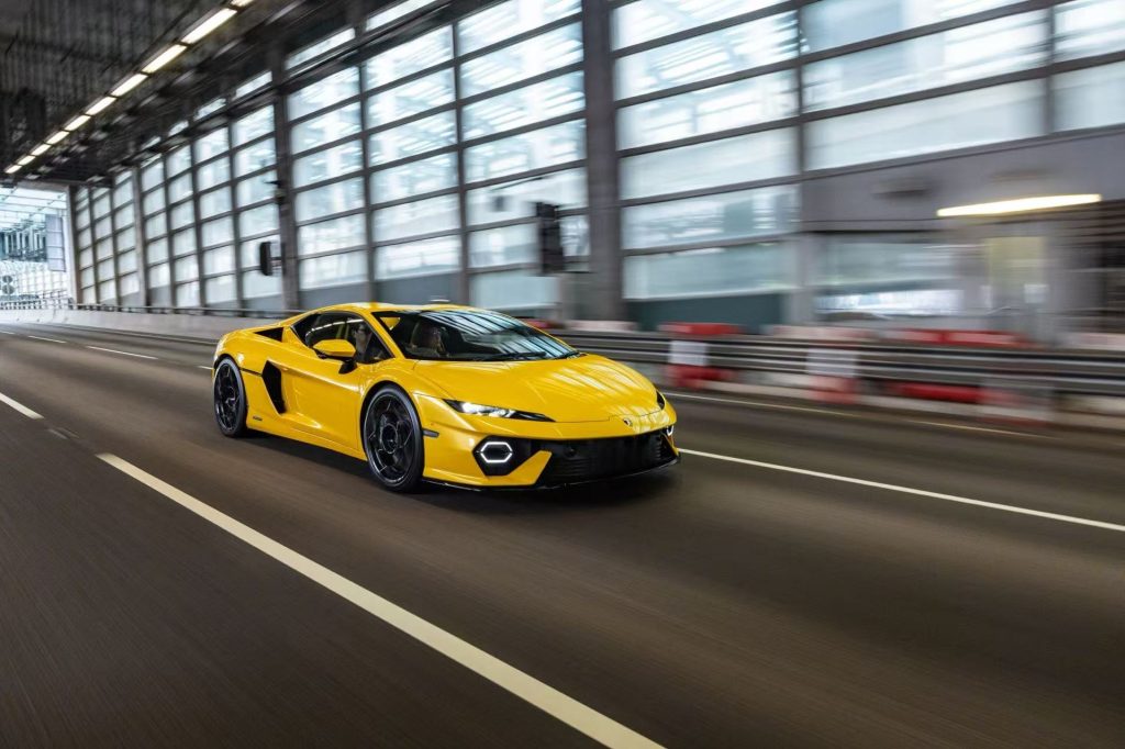 Lamborghini’s Hybrid Future Feels Better on a Hong Kong Back Road